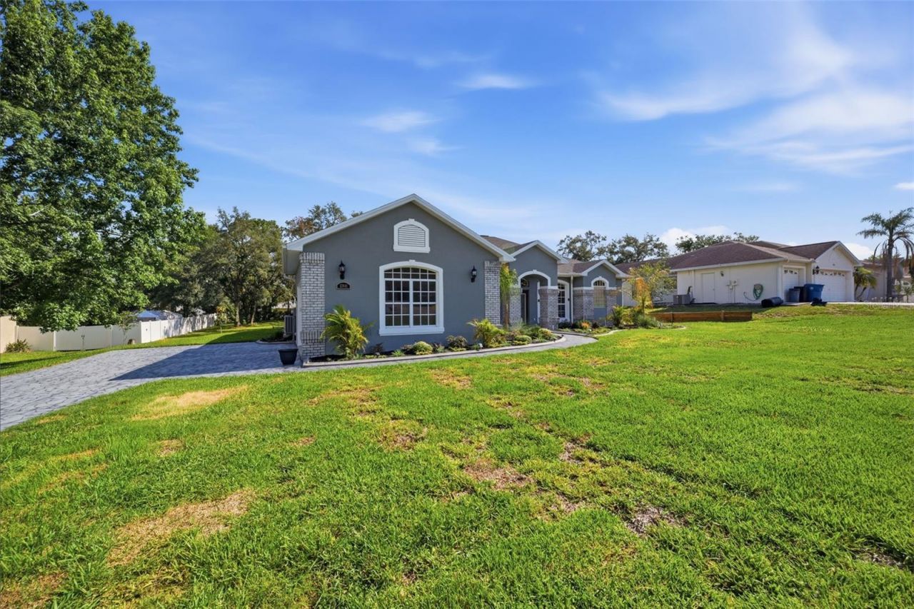 12041 Sapphire Drive, Spring Hill, FL 34609 Photo