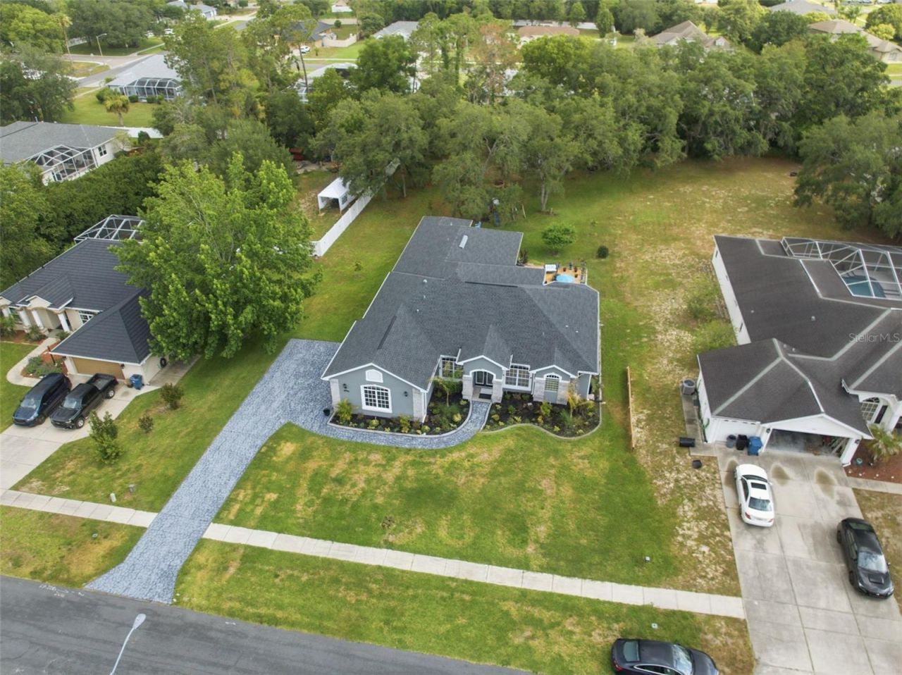 12041 Sapphire Drive, Spring Hill, FL 34609 Photo