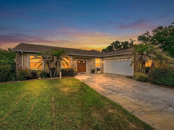 2216 PINECREST DRIVE , LUTZ, FL 33549