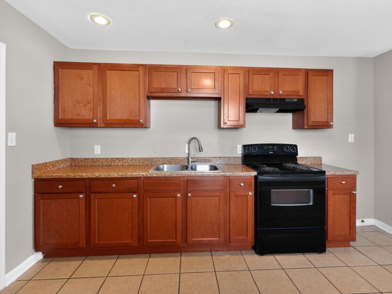 3119 Houston Drive , Columbus, OH 43207 Photo 12