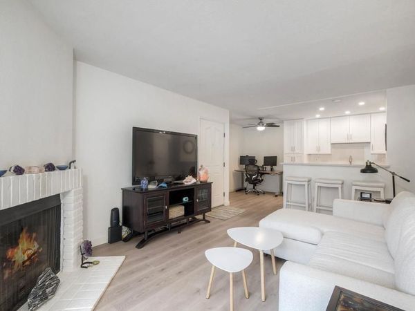 1810 S El Camino Real, Unit 106, Encinitas, CA 92024