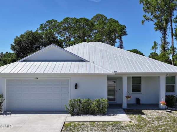 424 Krassner Drive NW, Palm Bay, FL 32907