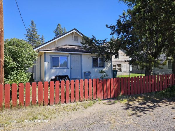 139 S 2nd Avenue, Chiloquin, OR 97624