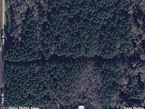 4089 Sam Potts Highway , Hallsboro, NC 28442