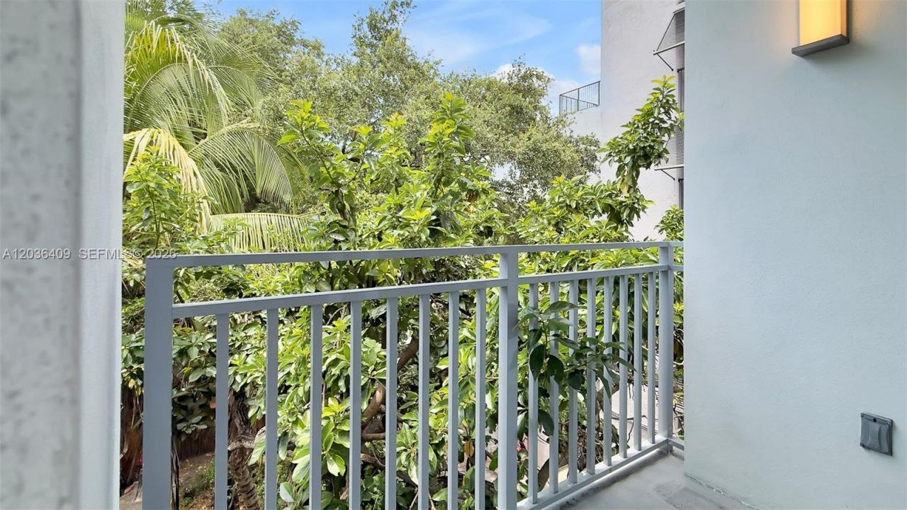 1536 NW 15th Ave, Unit 301, Miami, FL 33125 Photo