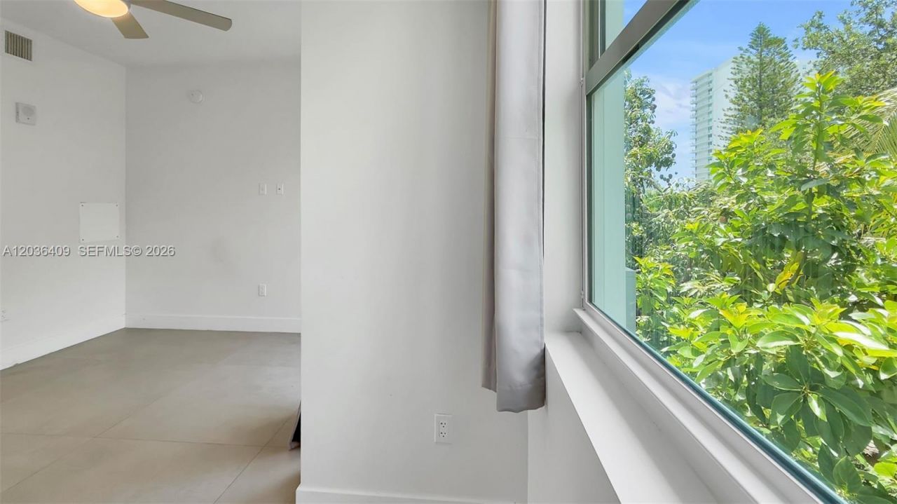 1536 NW 15th Ave, Unit 301, Miami, FL 33125 Photo