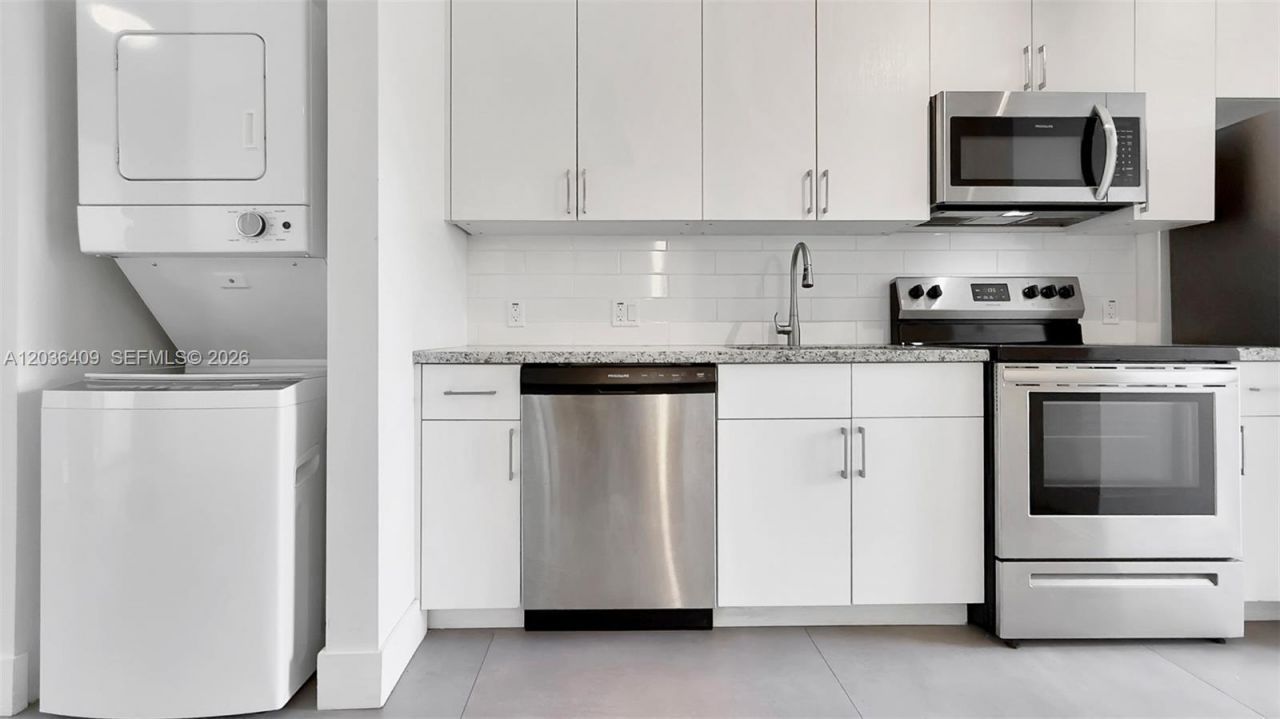 1536 NW 15th Ave, Unit 301, Miami, FL 33125 Photo