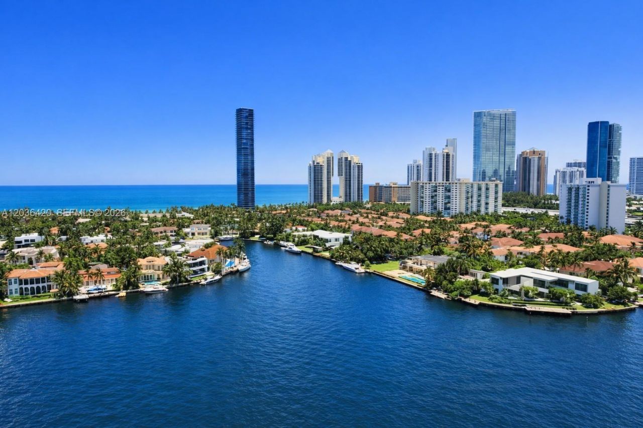 19707 Turnberry Way , Unit 20G, Aventura, FL 33180 Photo