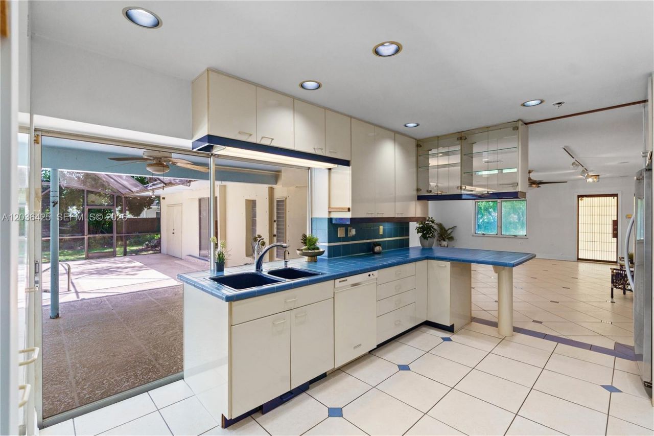 15200 SW 88th Ave, Palmetto Bay, FL 33157 Photo
