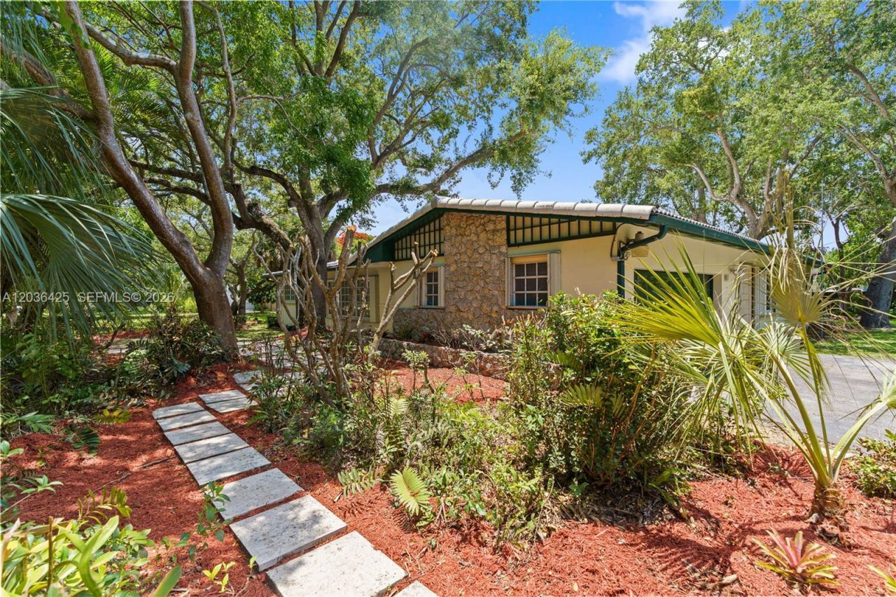 15200 SW 88th Ave , Palmetto Bay, FL 33157 Photo