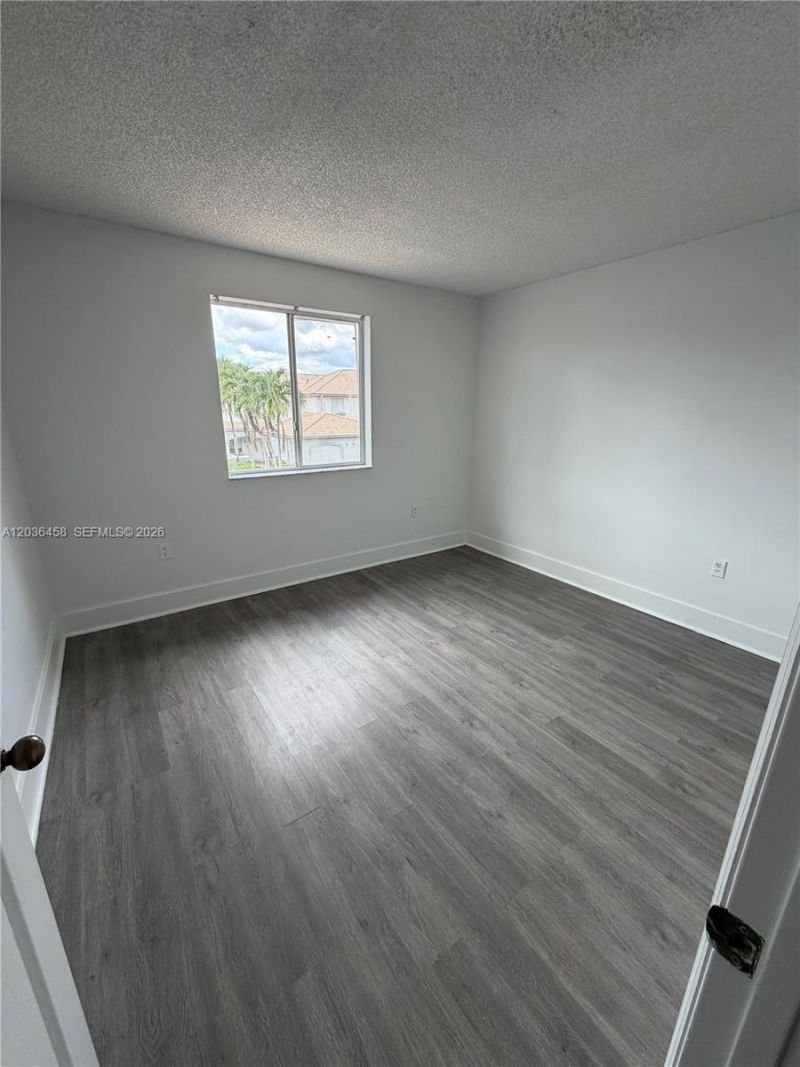 7455 SW 162nd Pl, Unit n/a, Miami, FL 33193 Photo