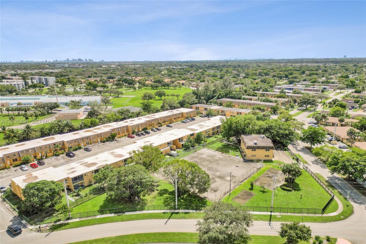2600 NW 60th Ter , Sunrise, FL 33313 Photo