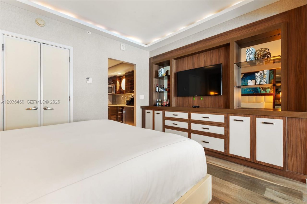 551 N Fort Lauderdale Beach Blvd , Unit H1007, Fort Lauderdale, FL 33304 Photo