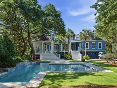 2824 Middle Street, Sullivans Island, SC 29482