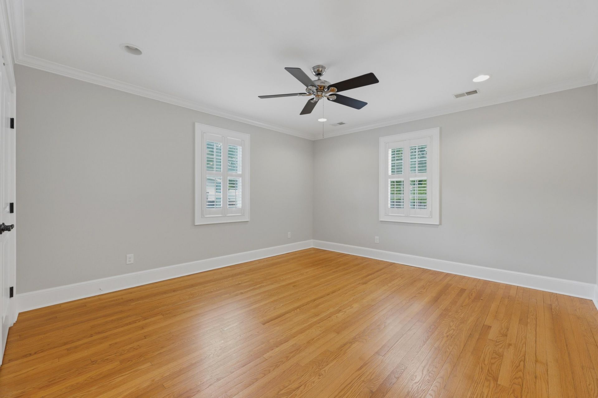 116 N Winter Street Photo 16