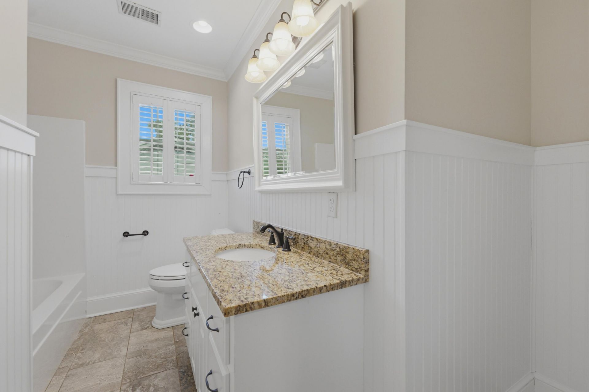 116 N Winter Street Photo 18