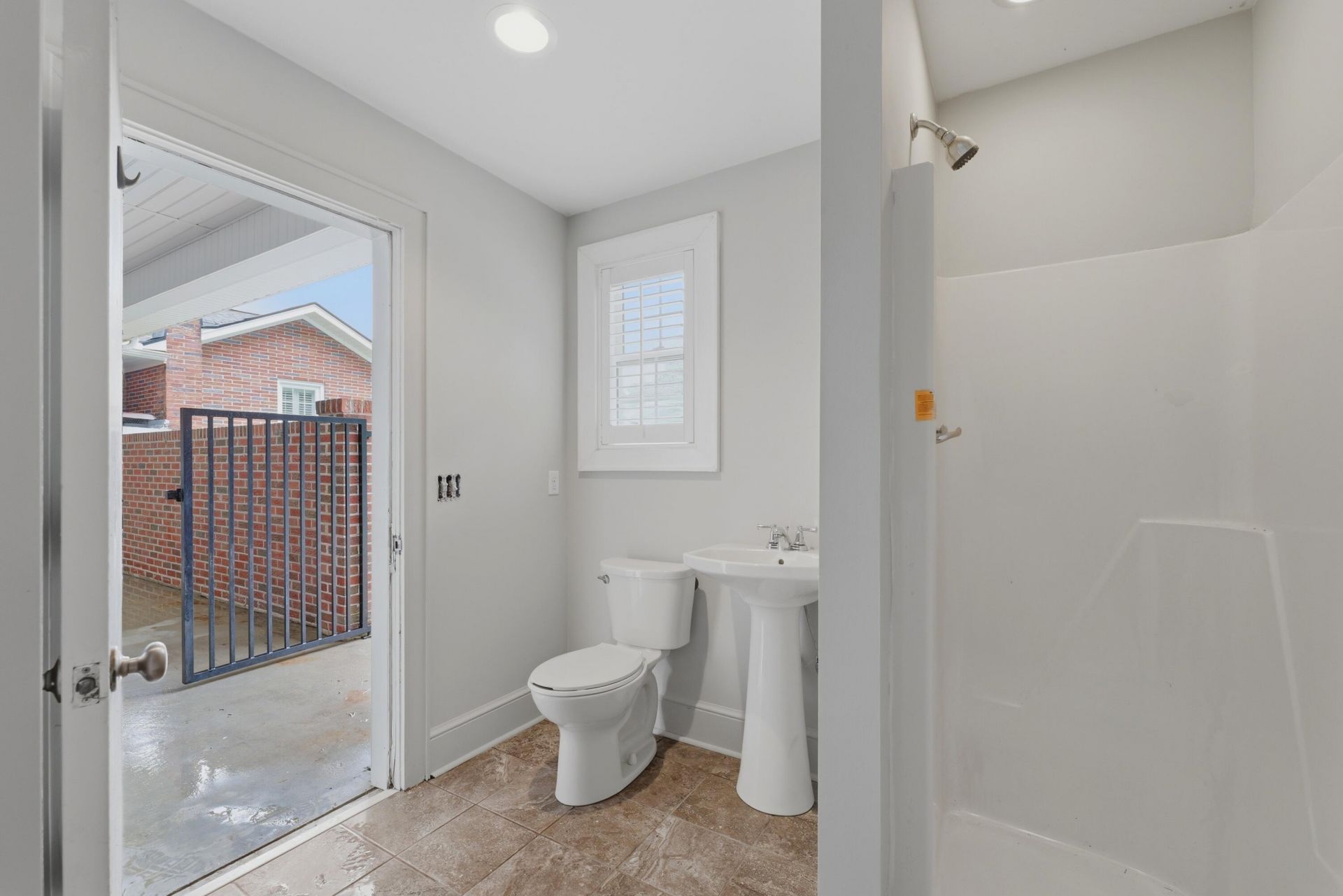 116 N Winter Street Photo 33
