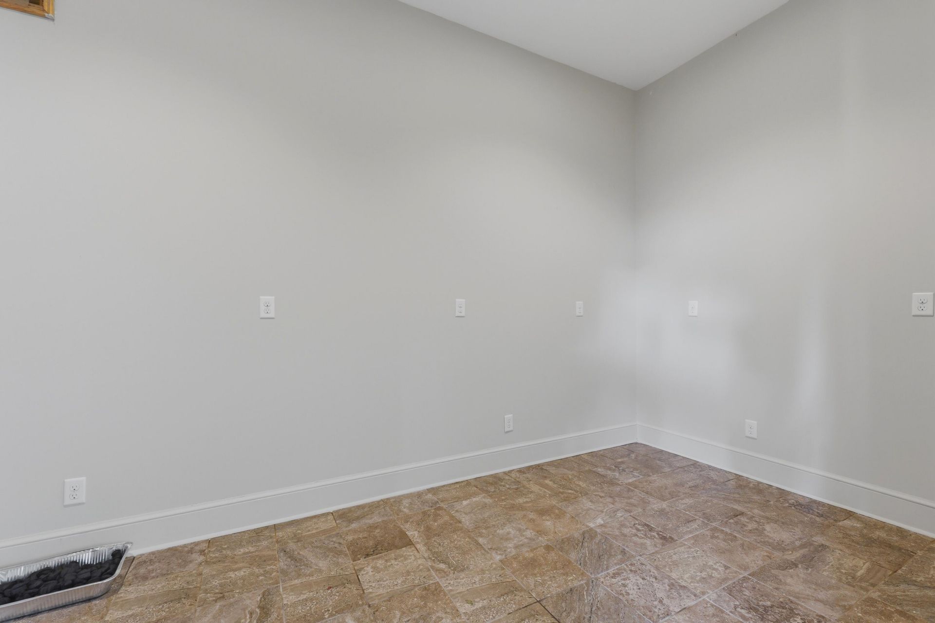 116 N Winter Street Photo 34