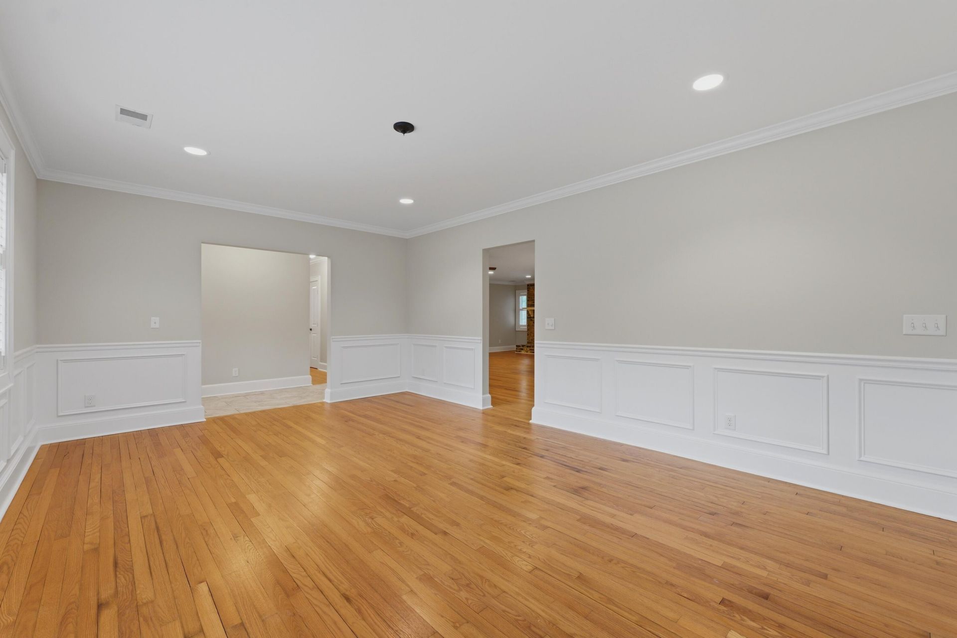 116 N Winter Street Photo 8