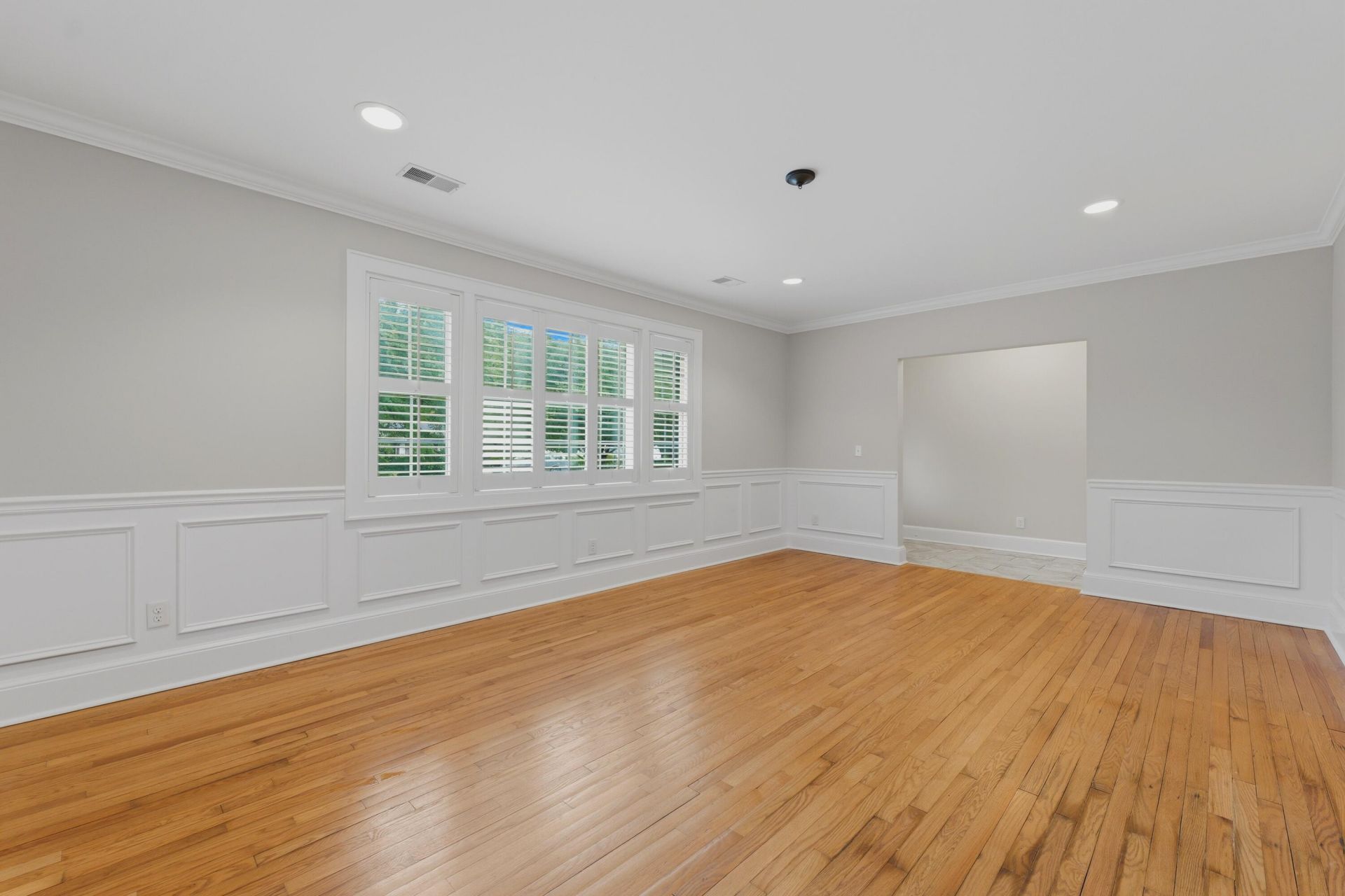 116 N Winter Street Photo 9