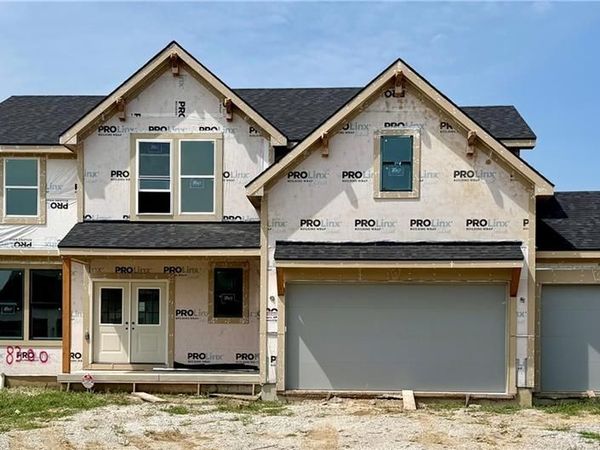 8300 NW 90th Street, Kansas City, MO 64153