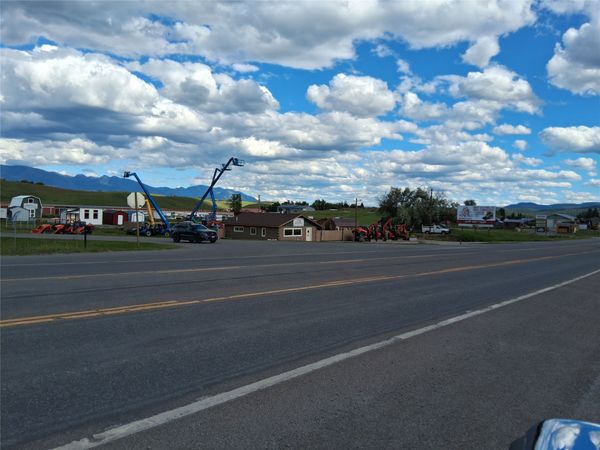 1174 Us Highway 93 N, Eureka, MT 59917