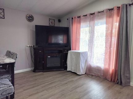 3529 Mobile Way, Sacramento, CA 95834 Photo