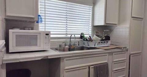 3529 Mobile Way, Sacramento, CA 95834 Photo