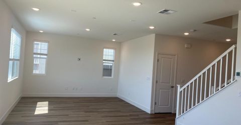 8121 Oxbow Landing Loop, Roseville, CA 95747 Photo