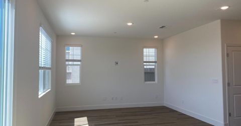 8121 Oxbow Landing Loop, Roseville, CA 95747 Photo