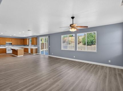 9234 Rushing Creek Way, Elk Grove, CA 95624 Photo