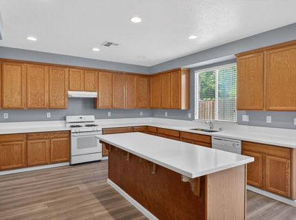 9234 Rushing Creek Way, Elk Grove, CA 95624 Photo