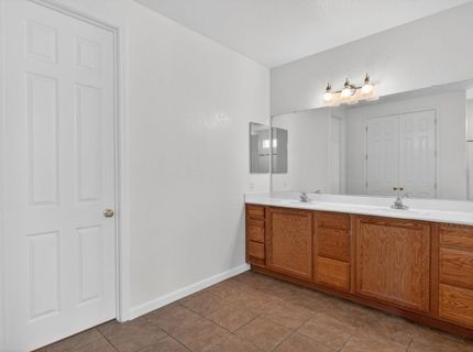 9234 Rushing Creek Way, Elk Grove, CA 95624 Photo