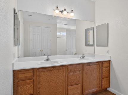 9234 Rushing Creek Way, Elk Grove, CA 95624 Photo