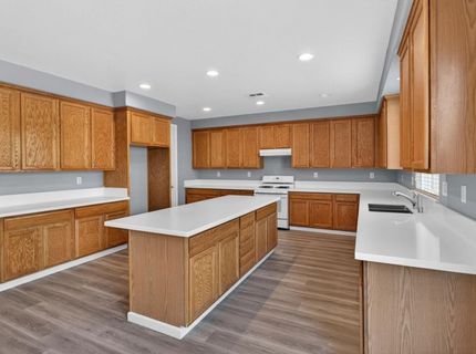 9234 Rushing Creek Way, Elk Grove, CA 95624 Photo
