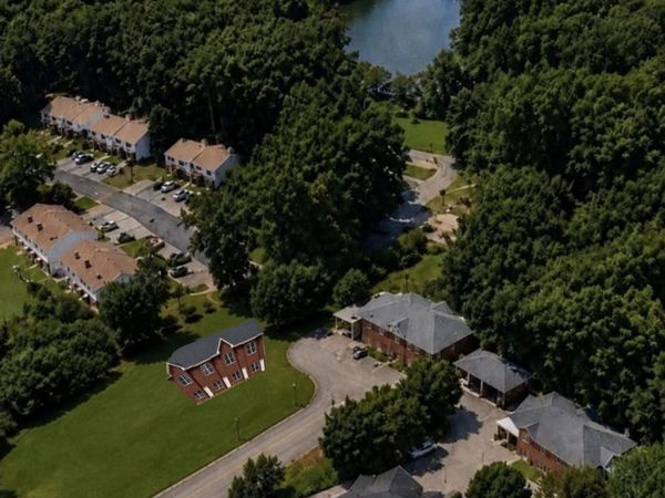 2447 Terrace View NW, Gainesville, GA 30501