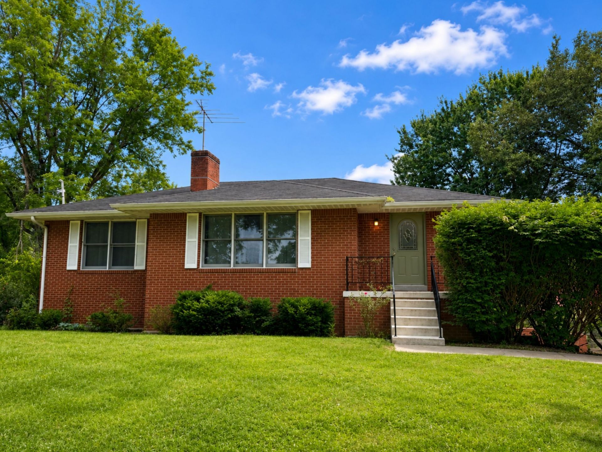 4905 Bethesda Duplex Rd, College Grove, TN 37046 Main Photo