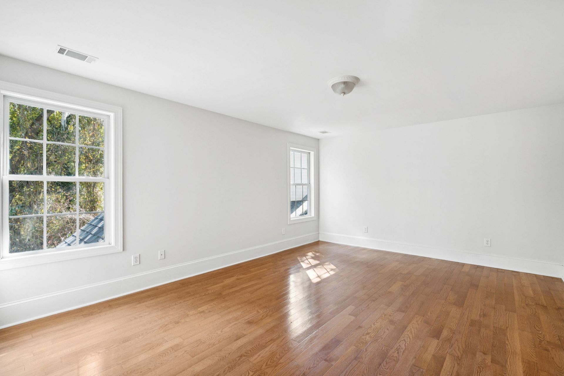 660 Ayers Drive Photo 31