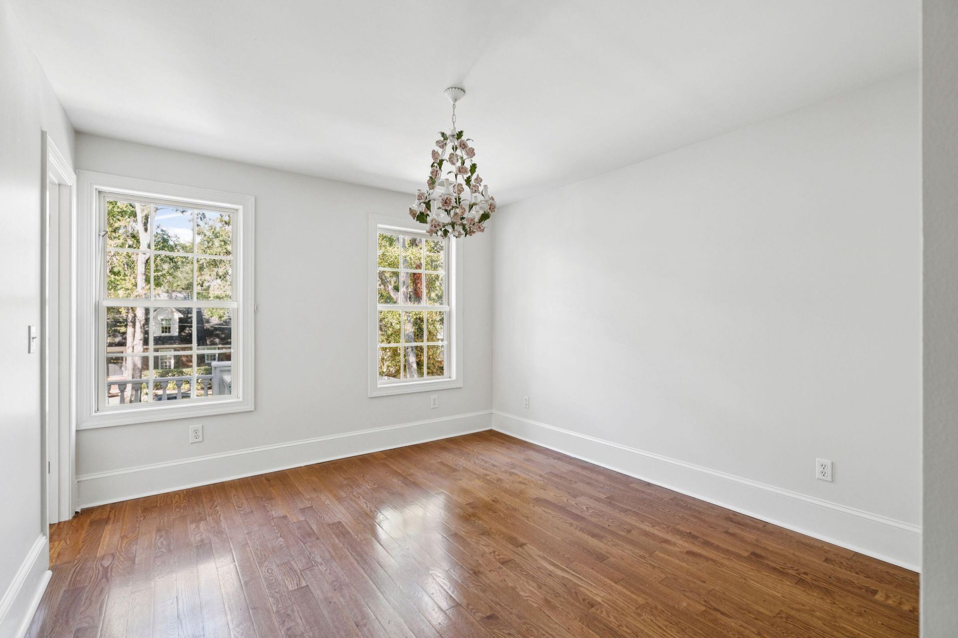 660 Ayers Drive Photo 37