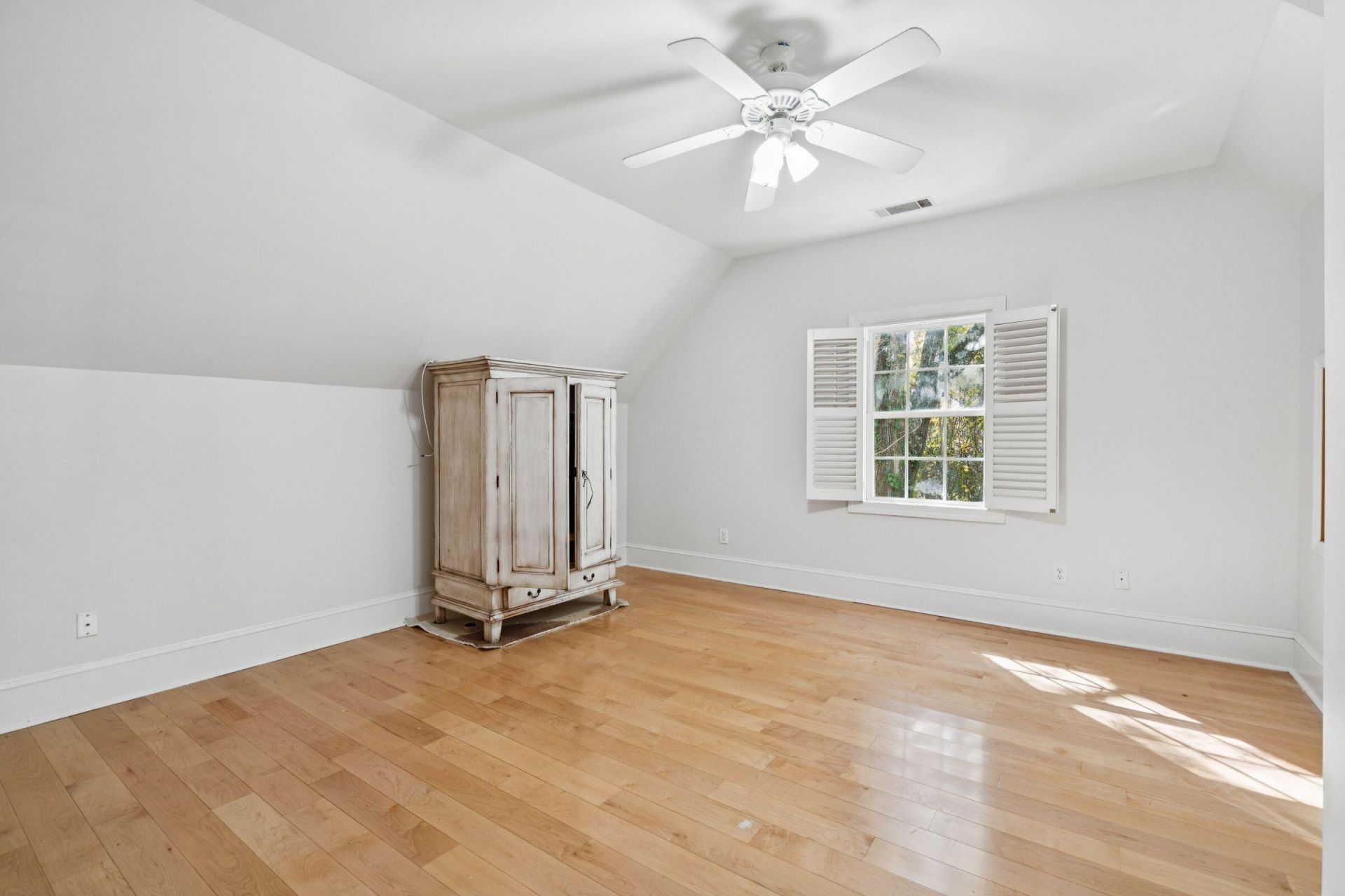 660 Ayers Drive Photo 43
