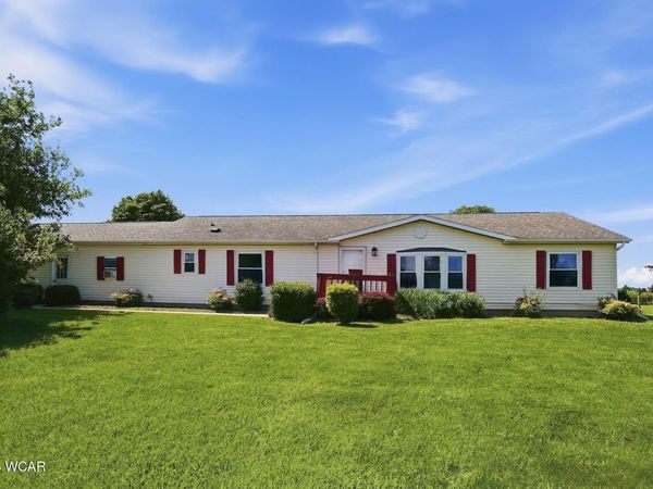 23132 Middle Pike, Wapakoneta, OH 45895