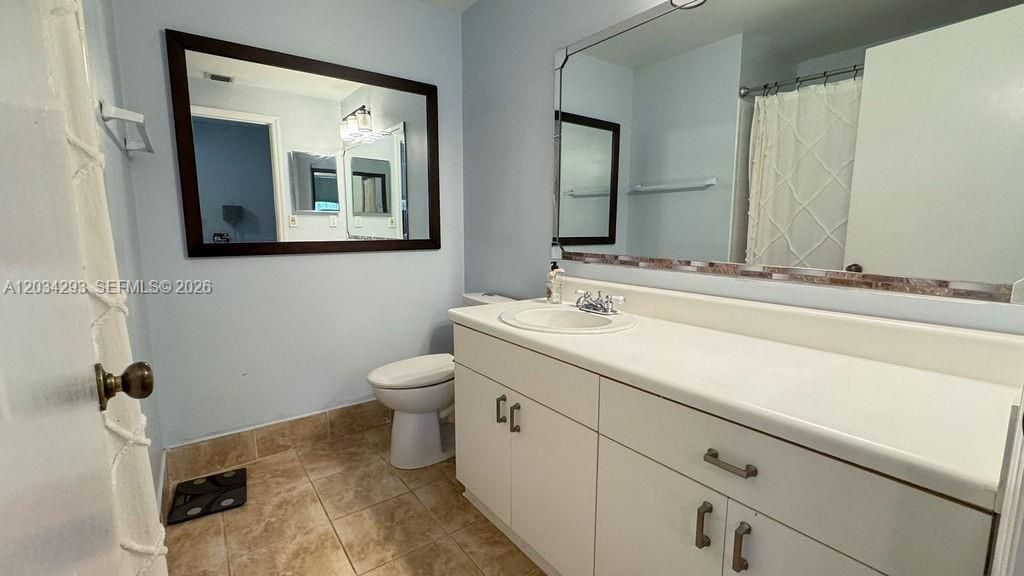 1611 Veracruz Ln, Unit 5-17, Weston, FL 33327 Photo