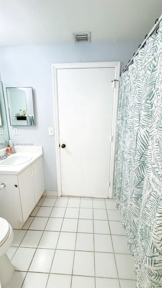 1611 Veracruz Ln, Unit 5-17, Weston, FL 33327 Photo