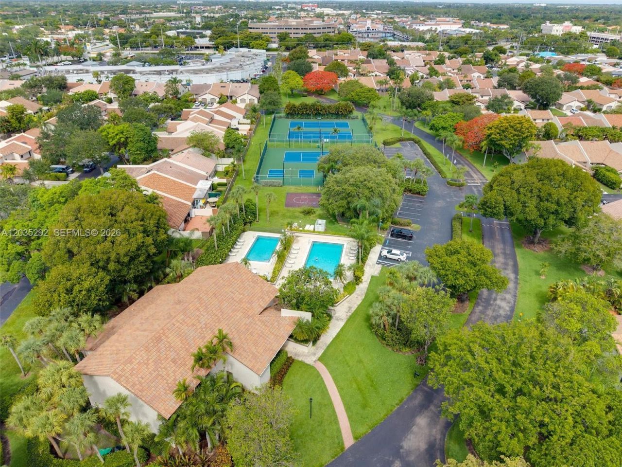 11472 SW 87th Ter , Miami, FL 33173 Photo