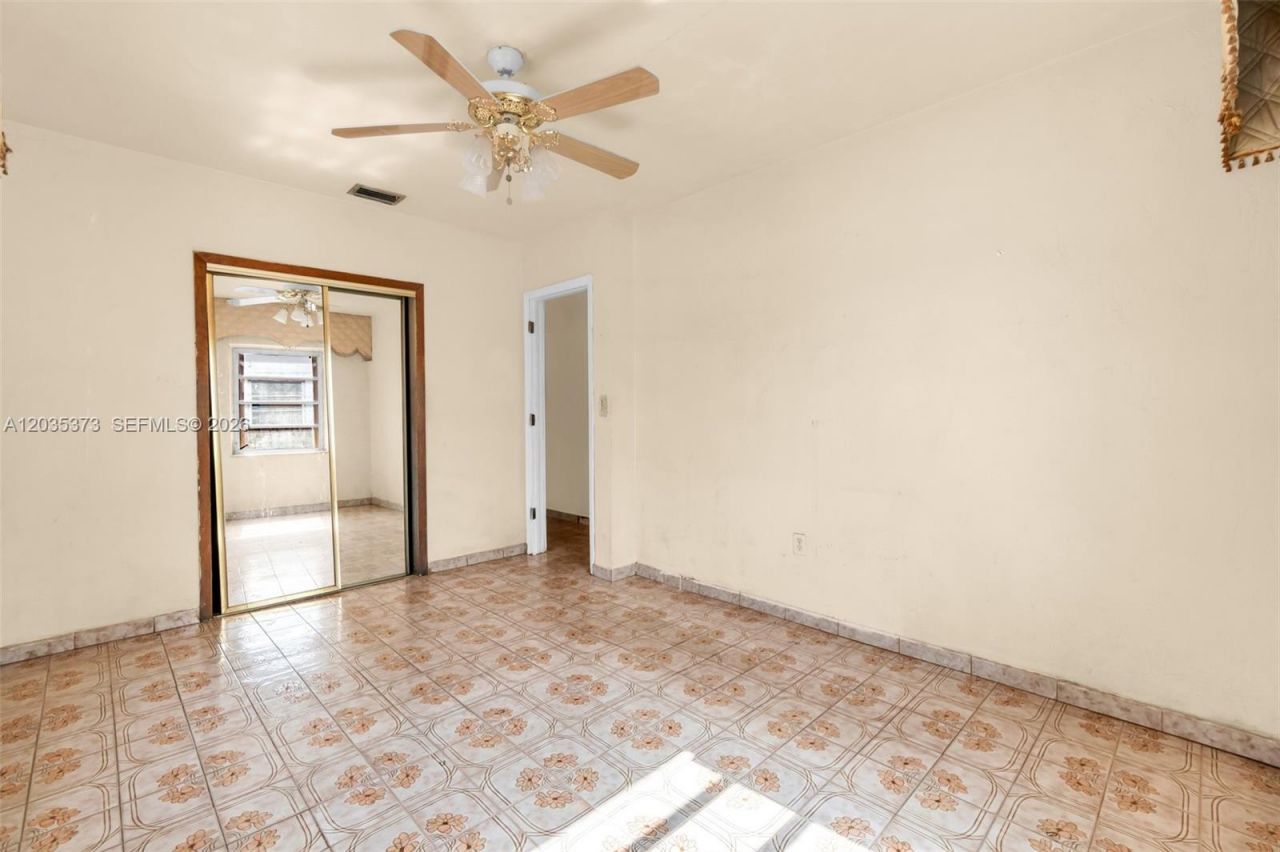 151 E 16th St, Hialeah, FL 33010 Photo