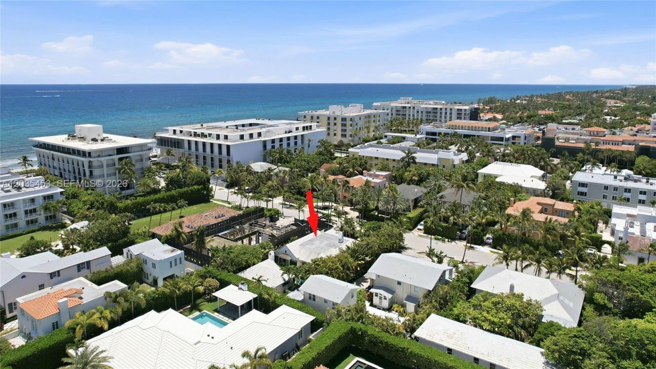 135 Chilean Ave, Palm Beach, FL 33480 Photo