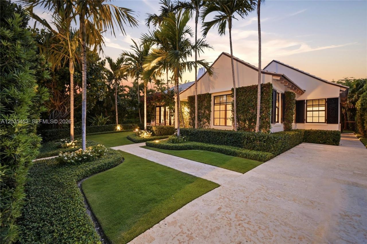 135 Chilean Ave , Palm Beach, FL 33480 Photo