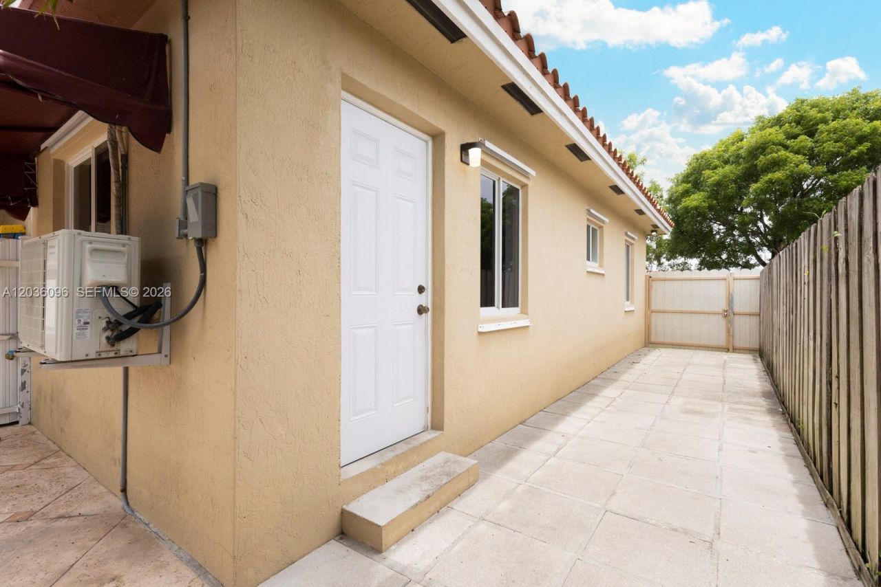 15735 SW 298th Ter , Homestead, FL 33033 Photo