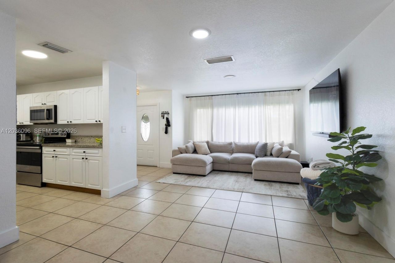 15735 SW 298th Ter , Homestead, FL 33033 Photo