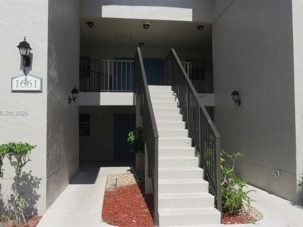 1661 Balfour Point Dr , Unit B, West Palm Beach, FL 33411
